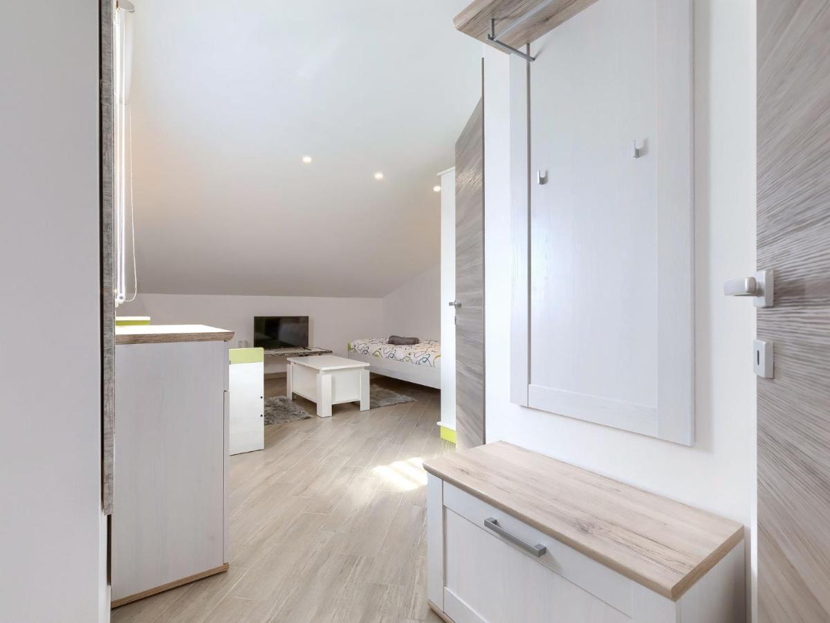 Apartment Joy By Interhome Пула Екстер'єр фото